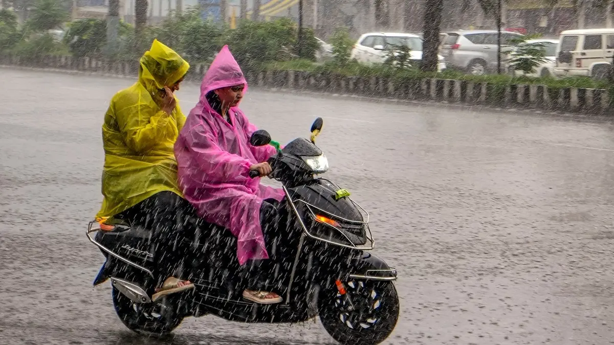 IMD warns of heavy rain in north and central India until August 25