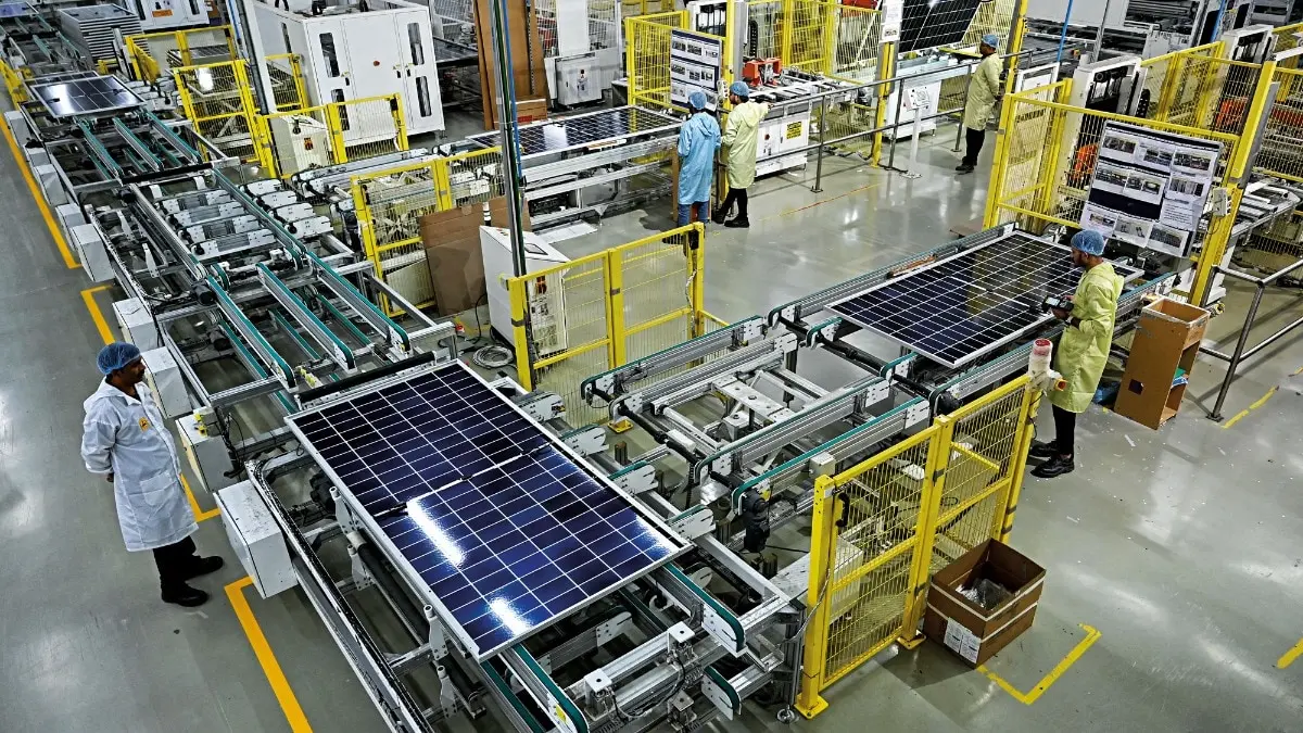 Gujarat tops manufacturing investment rankings, Maruti hits 1 mn capacity
