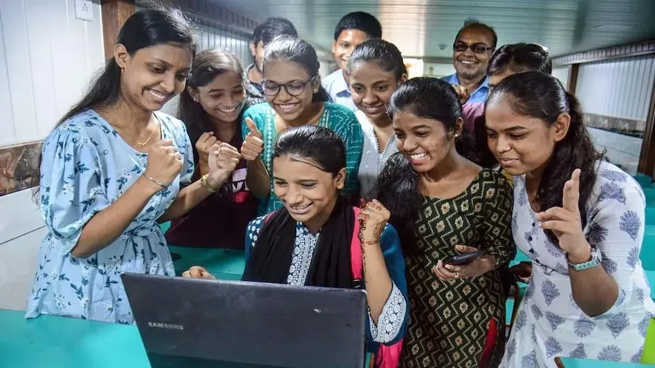 Bihar launches Vidya Sathi app for free tuition to 3 lakh students