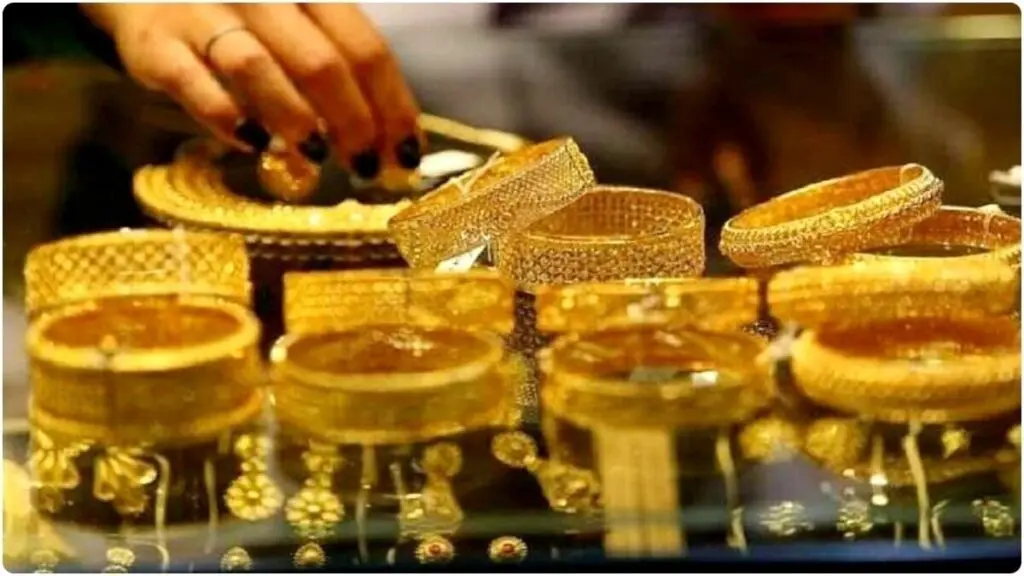 India gold derivatives market tops Rs 2.2 lakh crore daily turnover