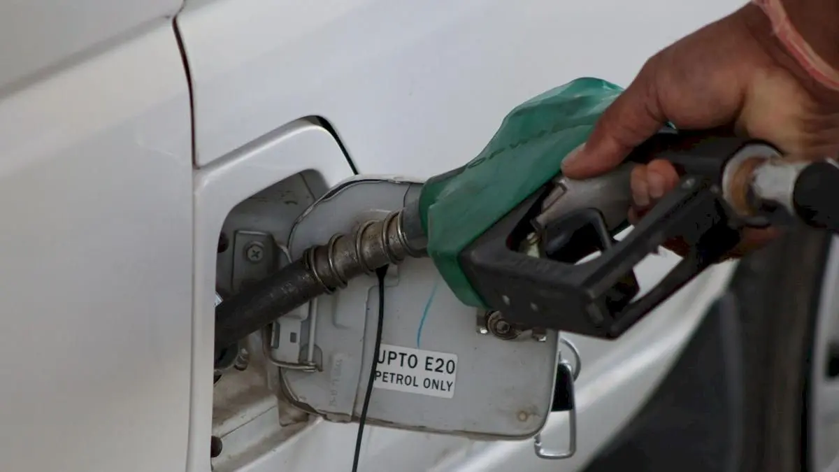Carmakers flagged E20 contamination concerns before SIAM withdrew complaint