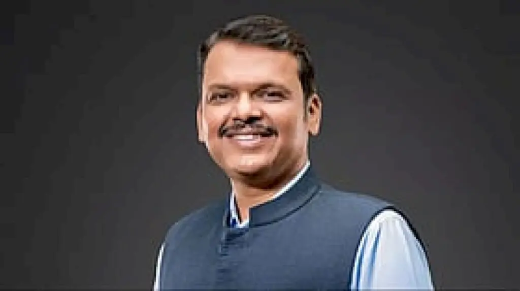 Fadnavis calls opposition fugitives for avoiding Amit Shah debate