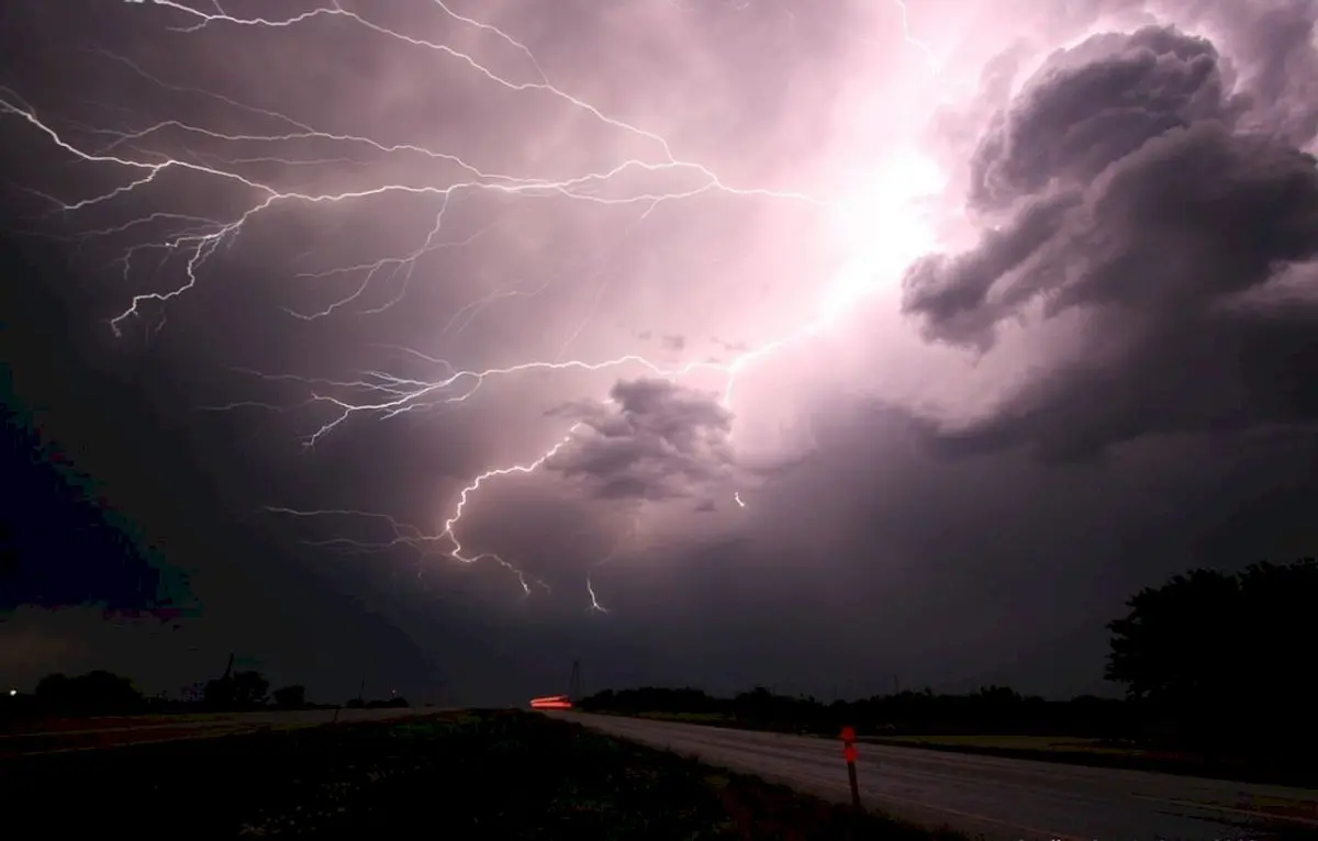 Two killed, two injured in lightning strike in Anantnag village