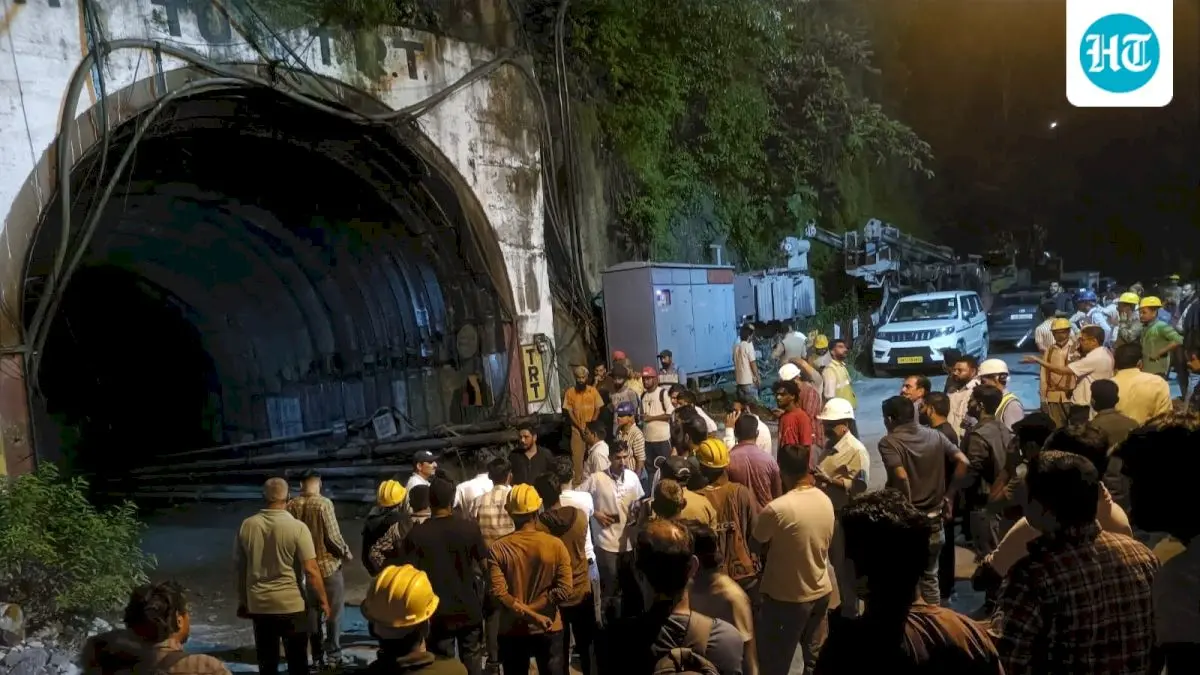 Tunnel collapse in Uttarakhand's Chamoli, 16 rescued, 3 trapped