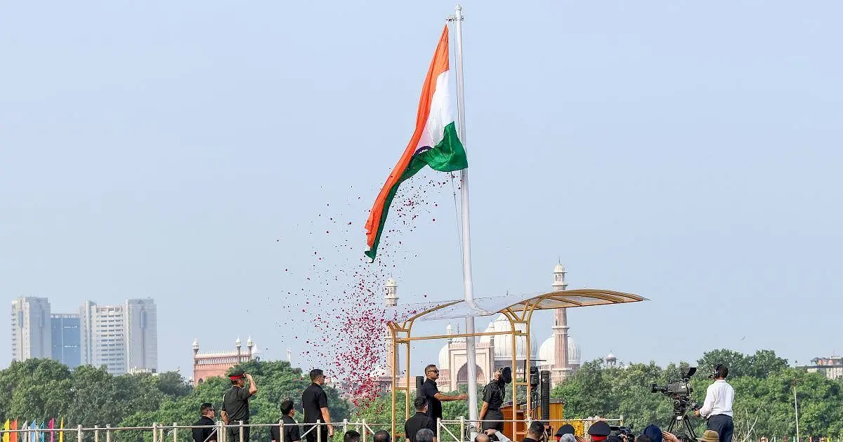 Vande Mataram to be played at Red Fort for first time