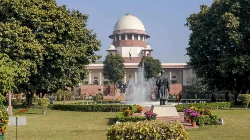 Supreme Court To Examine RTE Act For Madrasas, Vedic Pathshalas