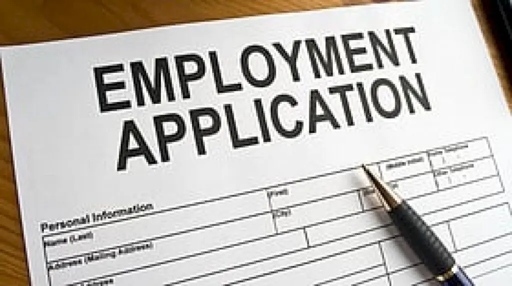 Karnataka bars blind from 15,000 teacher posts