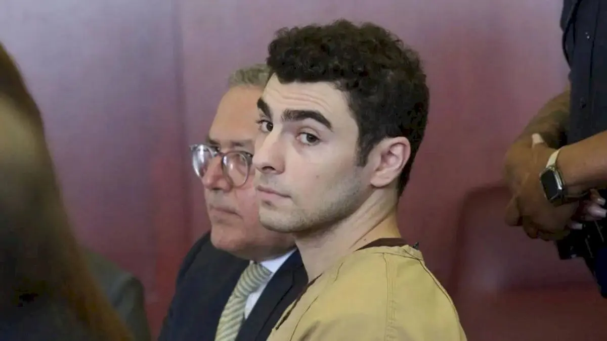 Luigi Mangione Expected to Plead Guilty in CEO Killing Case