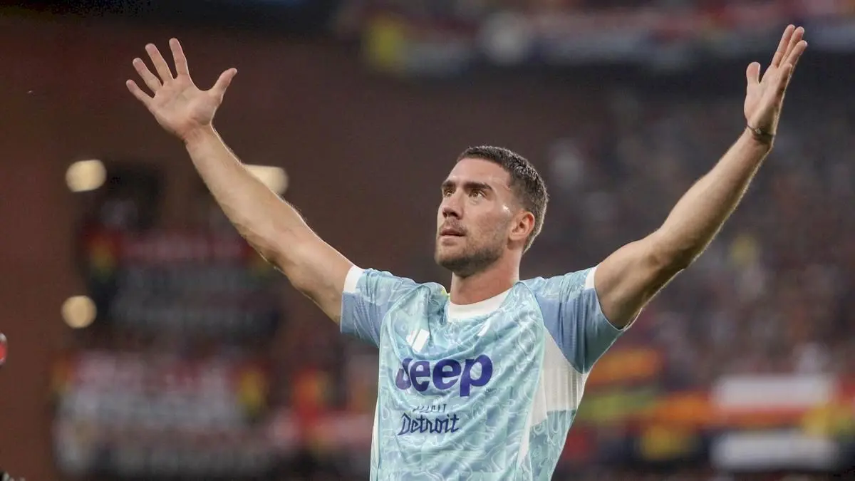 Dusan Vlahovic joins Besiktas on three-year deal