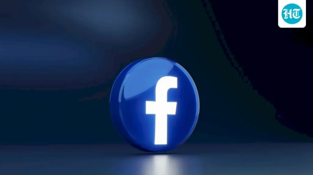 Facebook website down for US laptop users, app works
