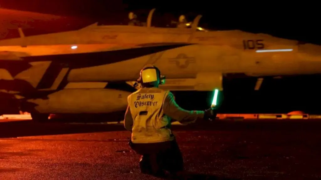 Trump orders Navy to ditch EMALS for steam catapults on USS Miller