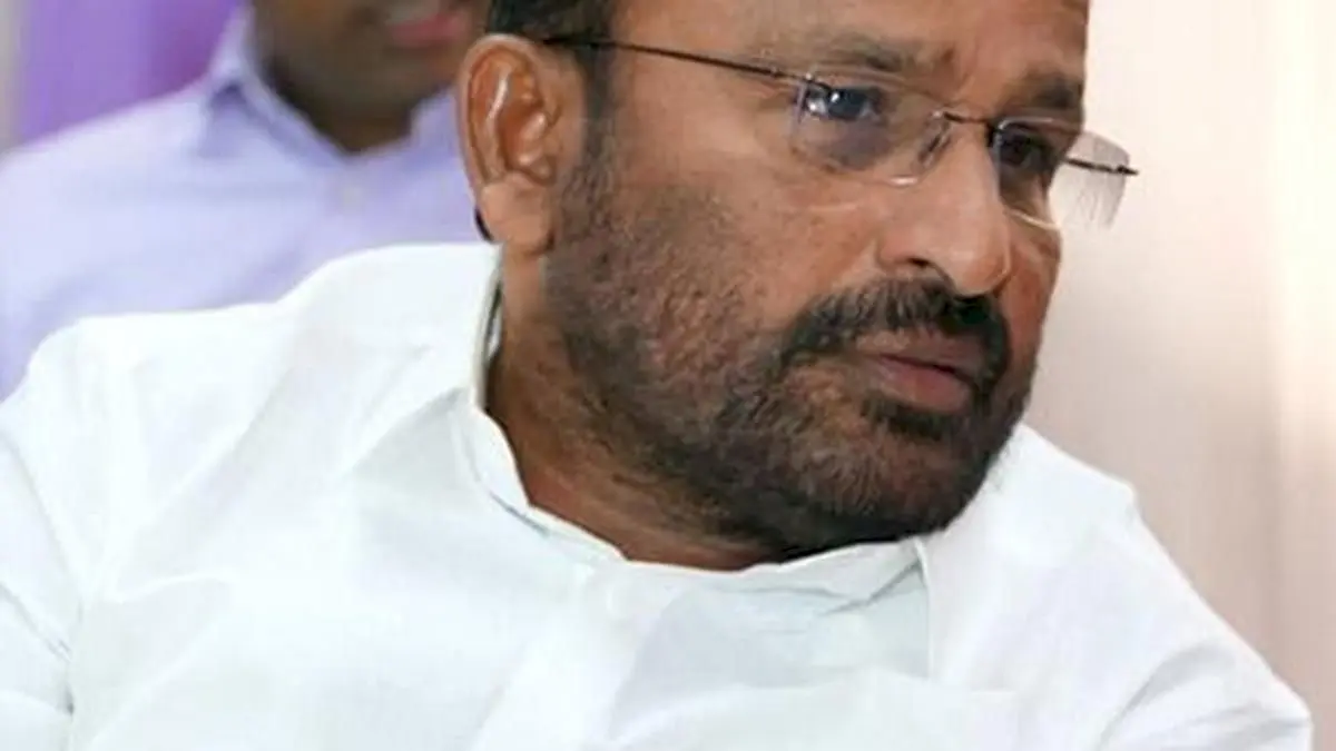 Kerala fishermen, CM vow to fight central mines Bill