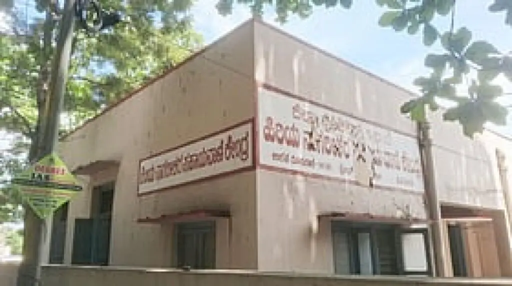 Children abandon parents after taking property, Tumakuru helpline steps in