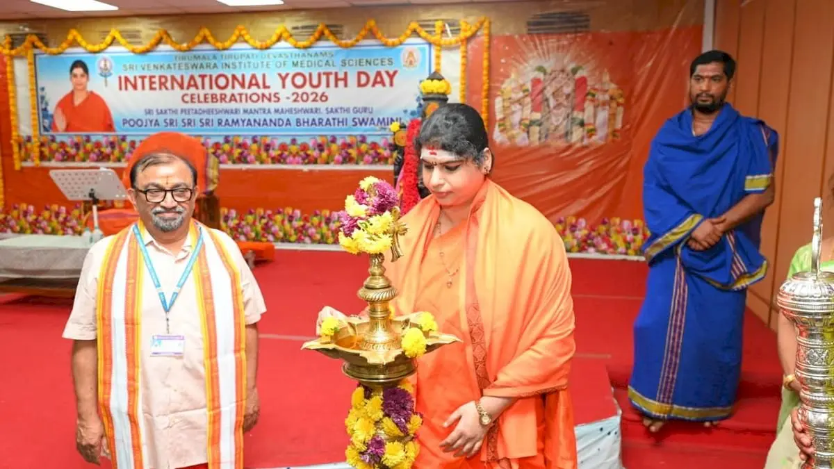 Spiritual well-being key to student focus, says pontiff at SVIMS event