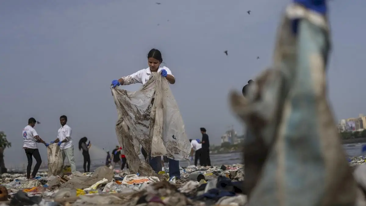New plastic treaty draft weaker than rejected version