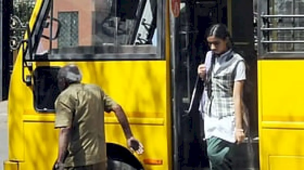 Pune Schools Get 3-Month Deadline for Bus CCTV Compliance