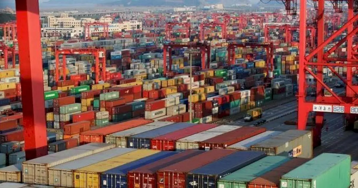 India's trade deficit hits 6-month high at $31.98 bn in July
