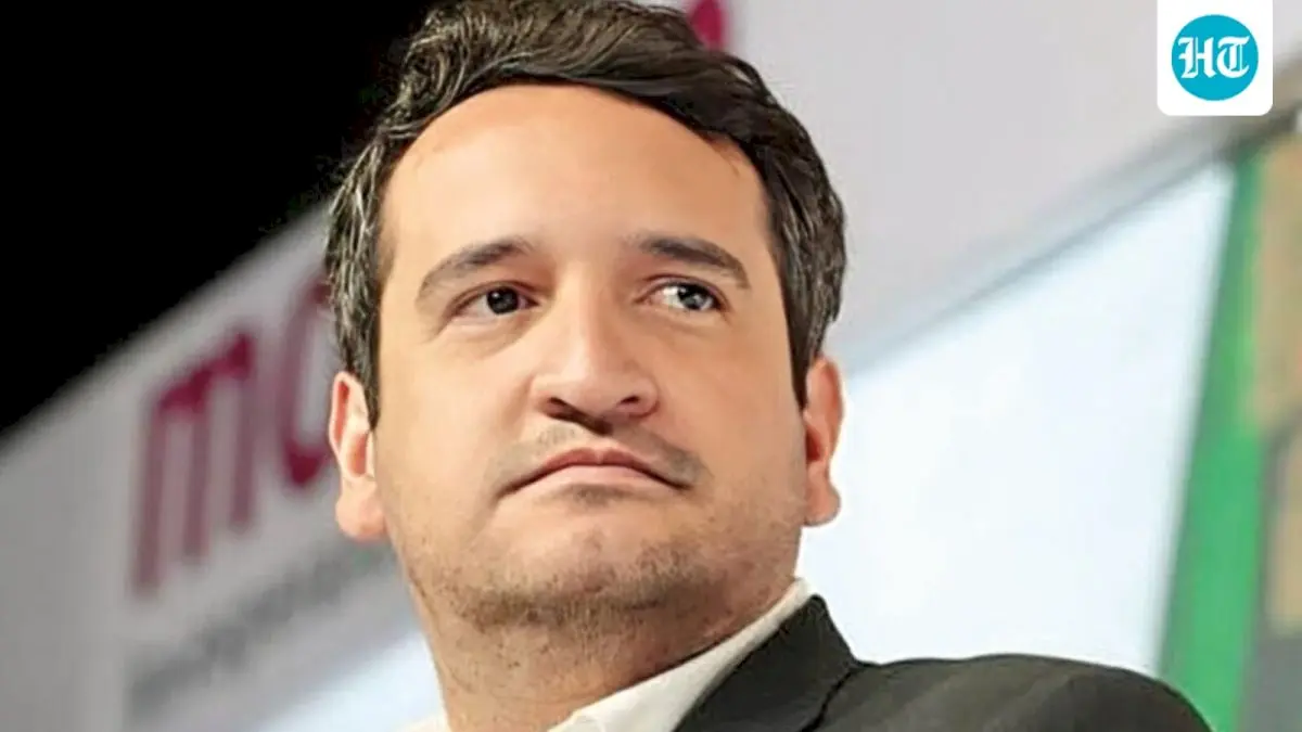 US revokes ex-Mexico president's son visa; López Beltrán seeks answer from Trump