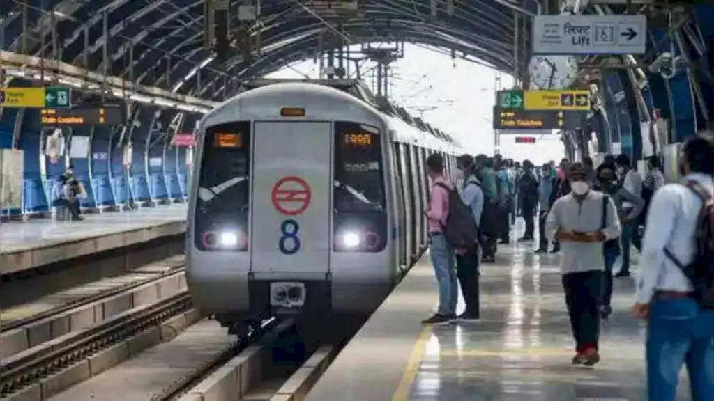 Delhi Metro to Start at 4 am for Independence Day
