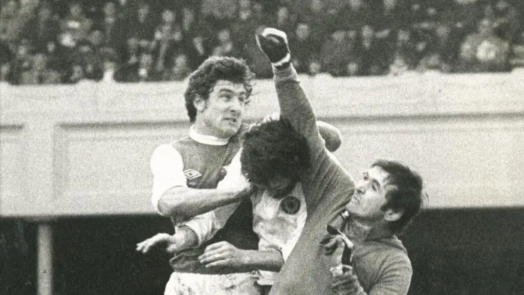 Jimmy Rimmer, European Cup winner United and Villa, dies at 78