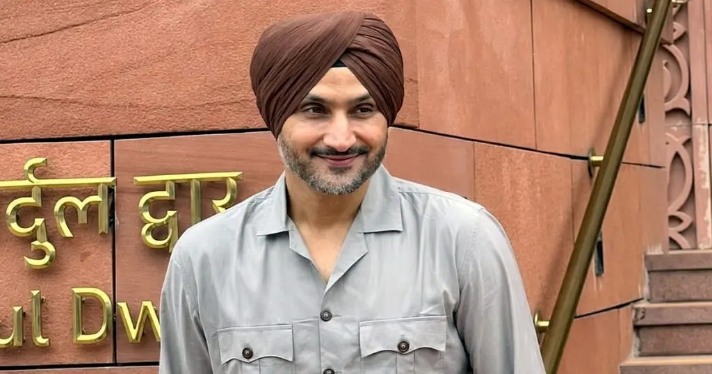 Harbhajan Singh Wants Vicky Kaushal to Play Him in Biopic