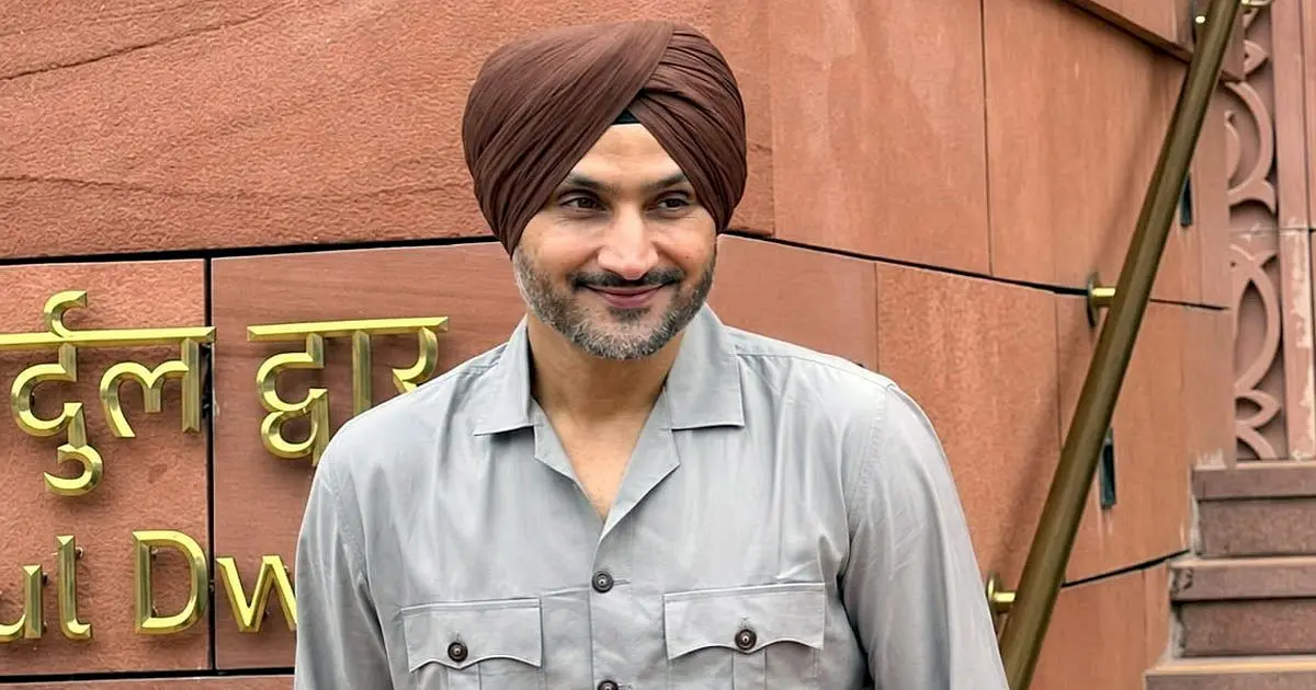 Harbhajan Singh Wants Vicky Kaushal to Play Him in Biopic