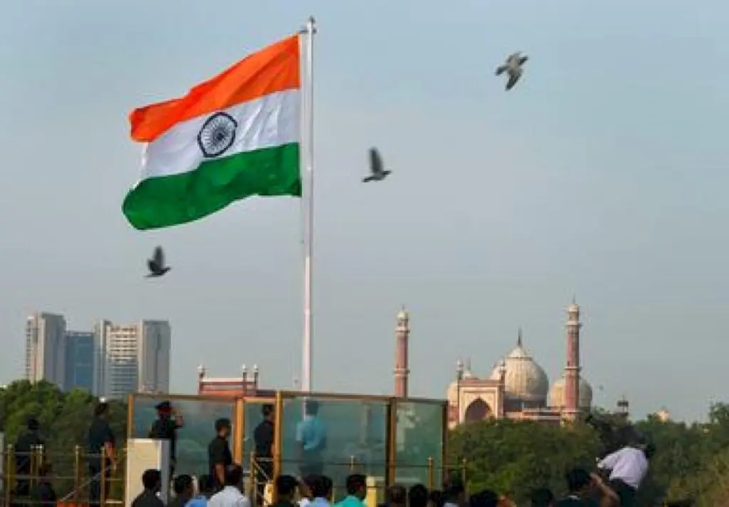 Kerala schools told to sing National Anthem, not Vande Mataram