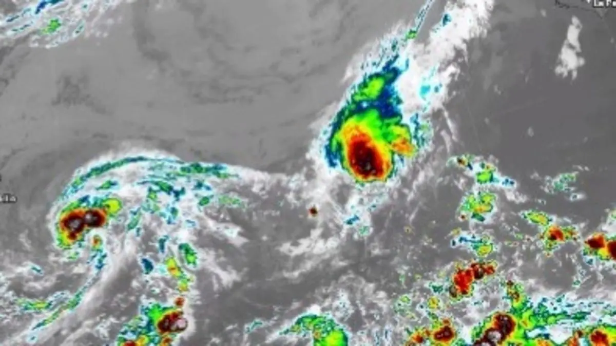 Hawaii declares emergency as Tropical Storm Lala nears