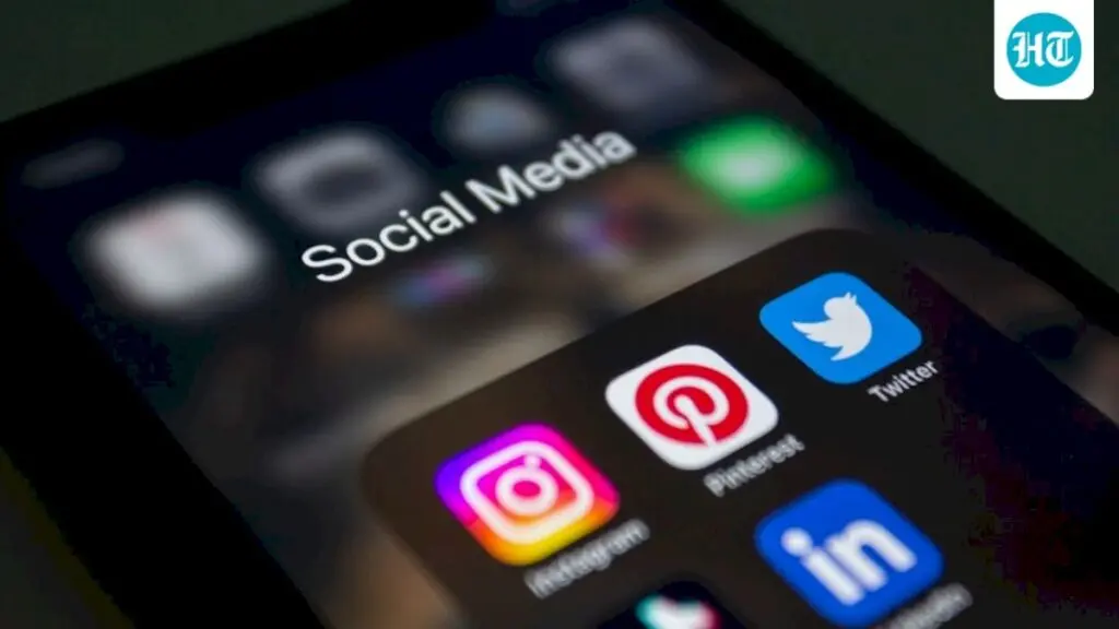 France top court strikes down social media ban for under-15s