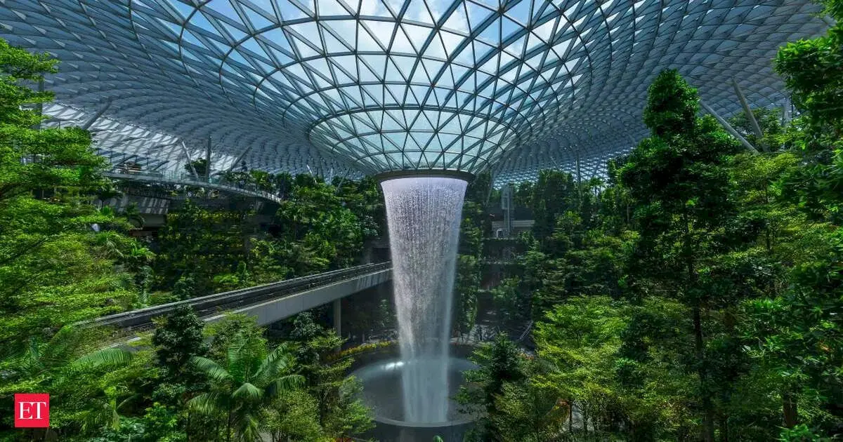 Singapore to give S$600 to 2.4 million citizens in September