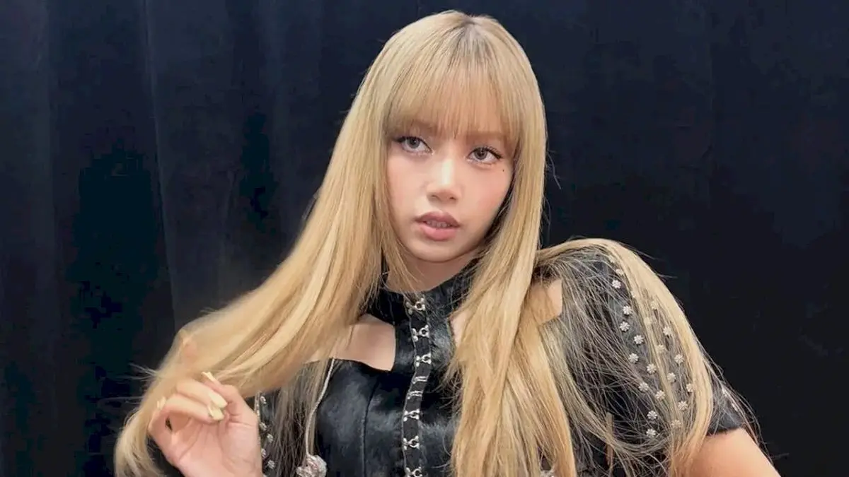 Lisa apologises to BLINKs over Blackpink 10th anniversary backlash
