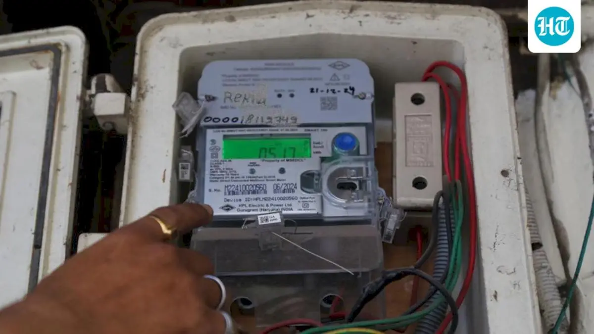MP meter reader bitten 17 times after homeowner sets dogs on him