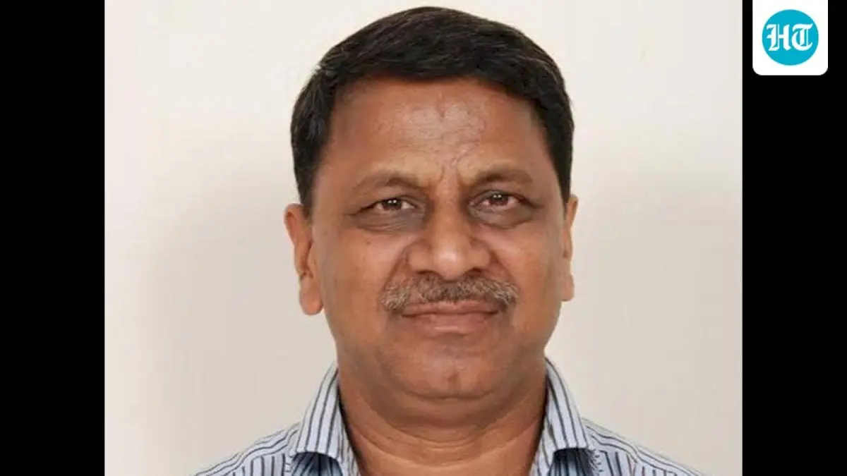 Former IAS Tayal seeks CBI inquiry records in DA case