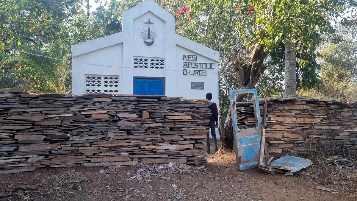Prayer Hall Vandalised Amid Burial Dispute in Chhattisgarh’s Kanker