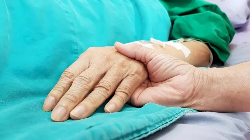Kerala raises caregiver aid to Rs 1,000 under Aswasakiranam