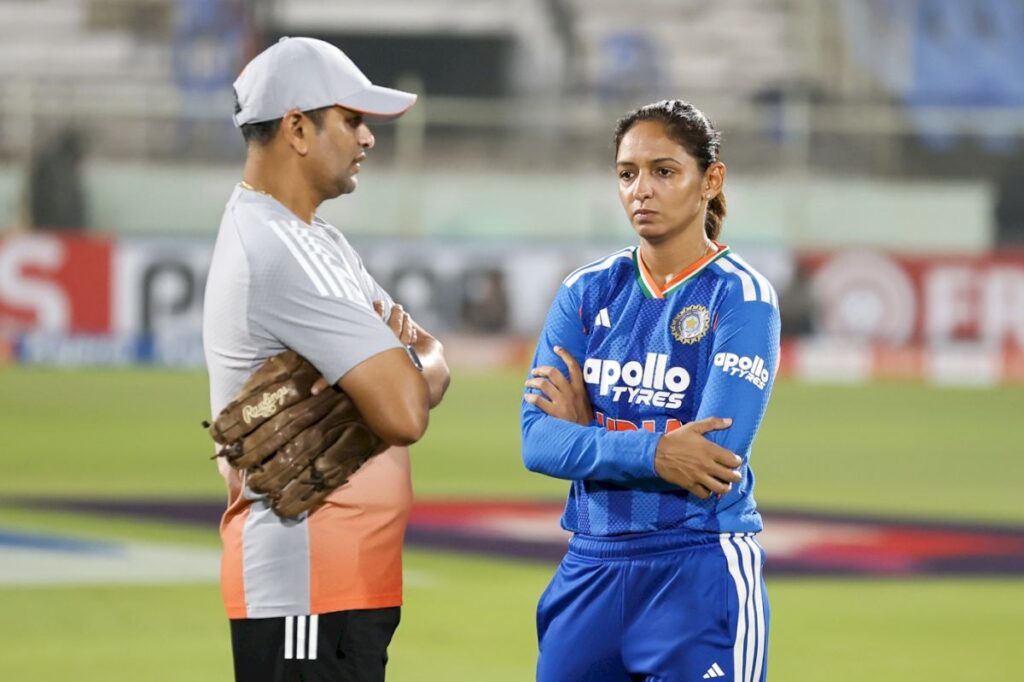 Muzumdar asks India to move on from T20 World Cup disappointment