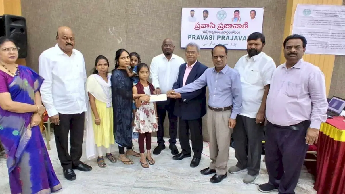 Telangana worker dies in Saudi, NRI gives Rs 40,000 aid