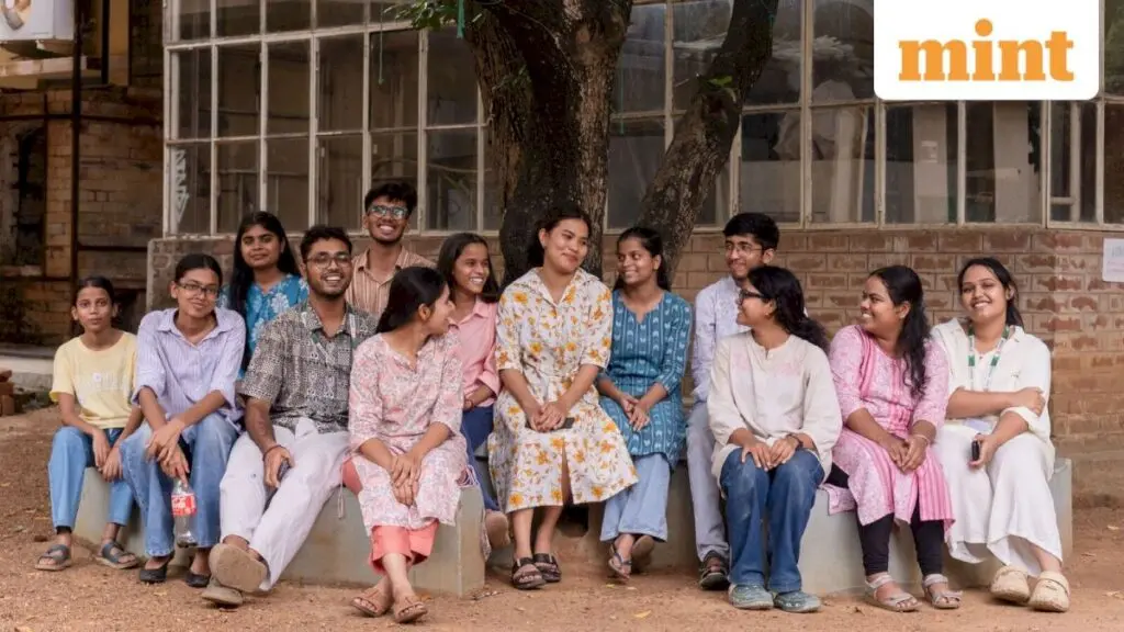 Gen Z Indians spend 70% of salary on bills and groceries