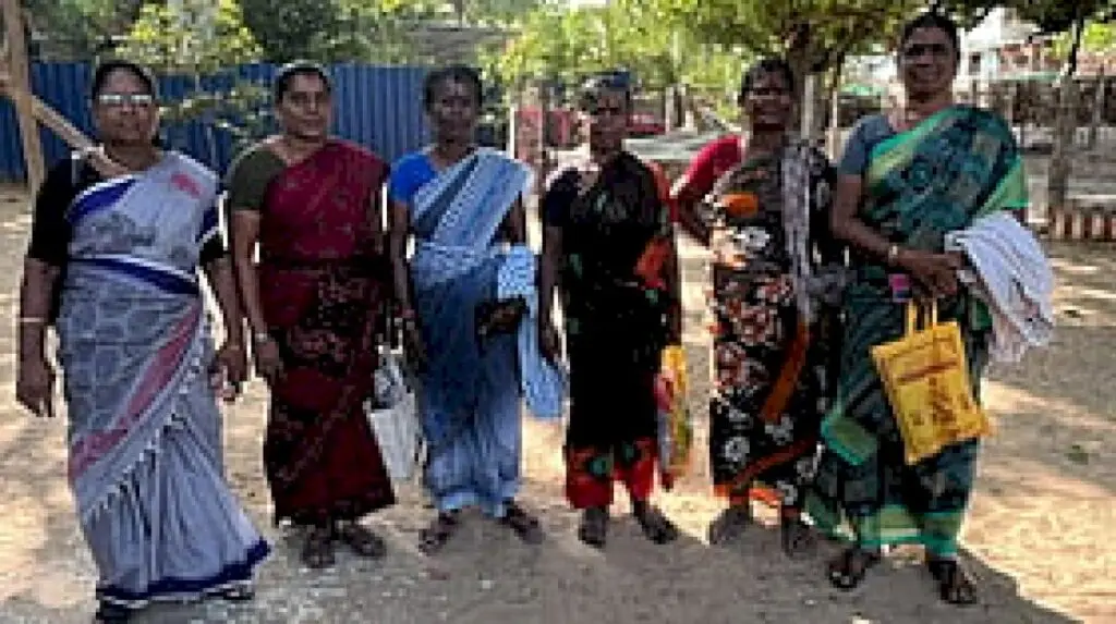 Rameswaram women free-dive for seaweed, earn Rs 50 a kilo