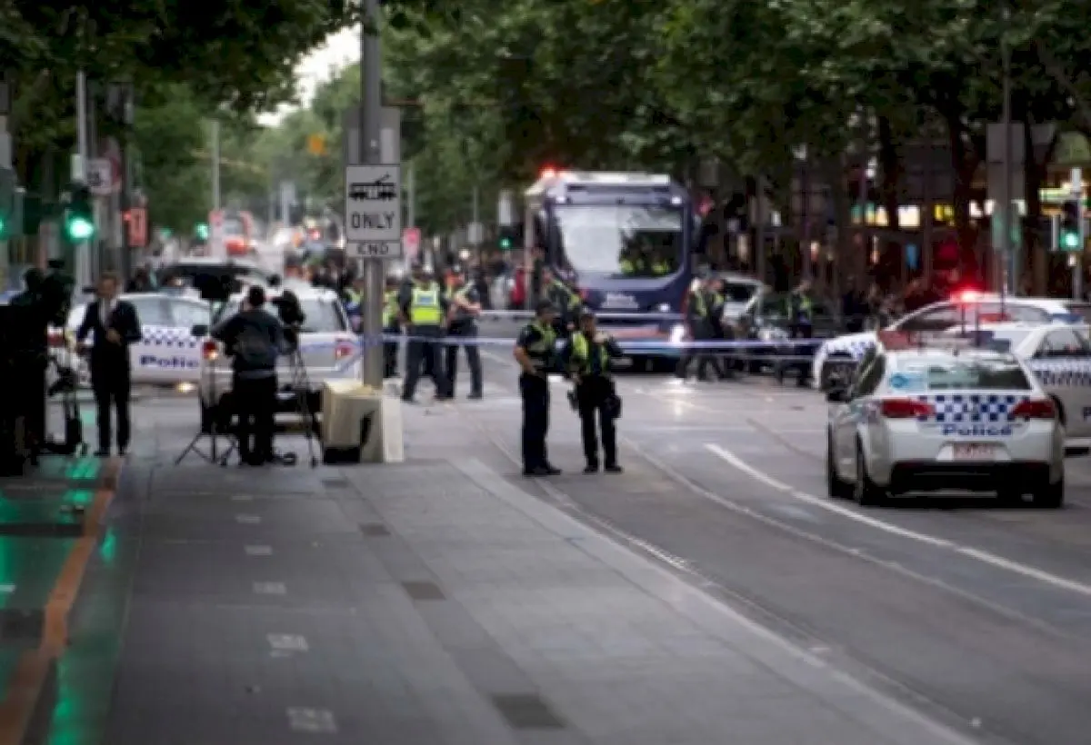 Teenager critically hurt in stabbing north of Brisbane