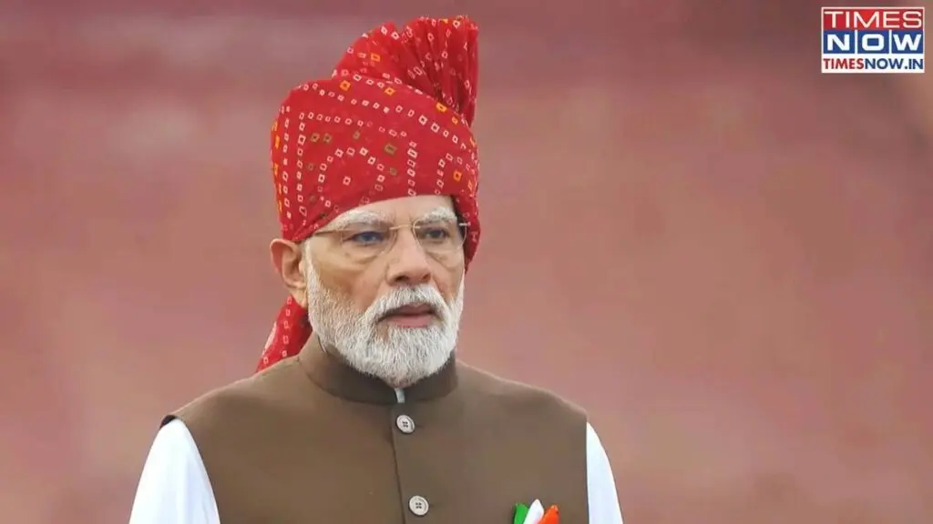 Modi Wears Red Tie-and-Dye Turban for Independence Day Address