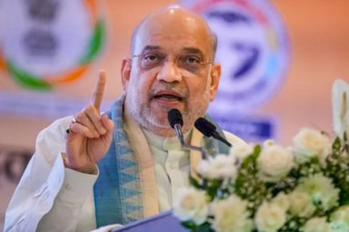 Shah urges citizens to build developed, self-reliant India