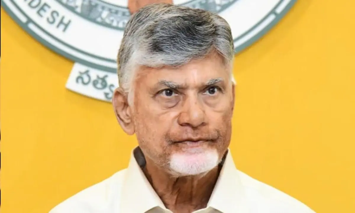 Naidu hoists national flag at Amaravati on 80th Independence Day
