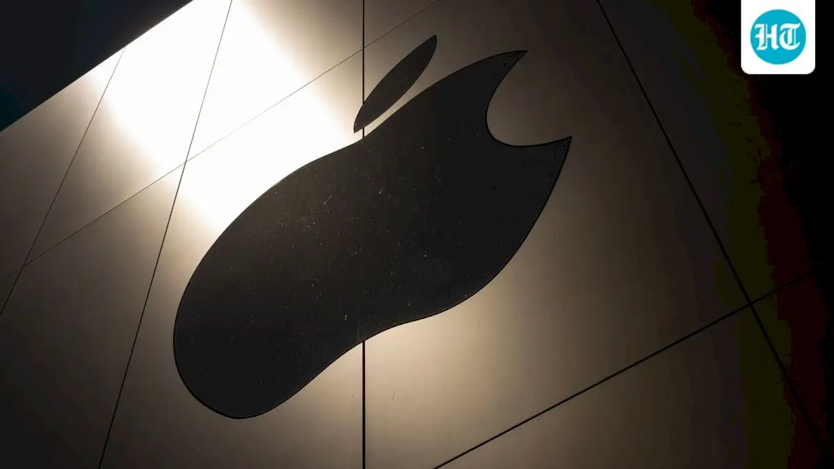 Apple warns users in 110 countries of spyware targeting