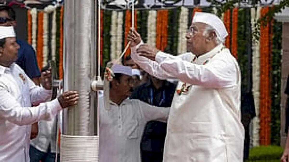Kharge accuses Modi government of pushing youth towards protests