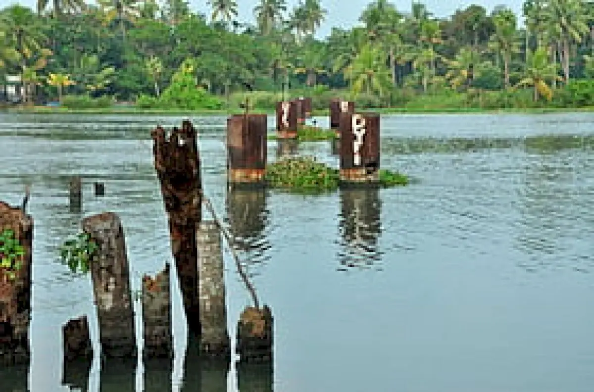 Kakkathuruthu bridge remains stalled 16 years after pillars rose