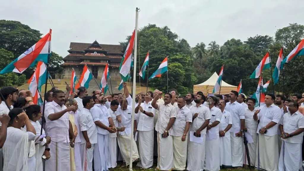 Parallel Independence Day event held in Thrissur over Vande Mataram