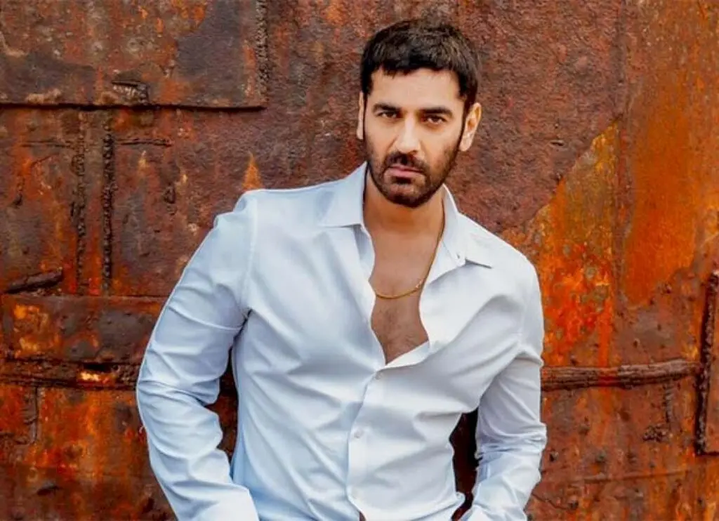 Arjan Bajwa links personal freedom with courage and choice