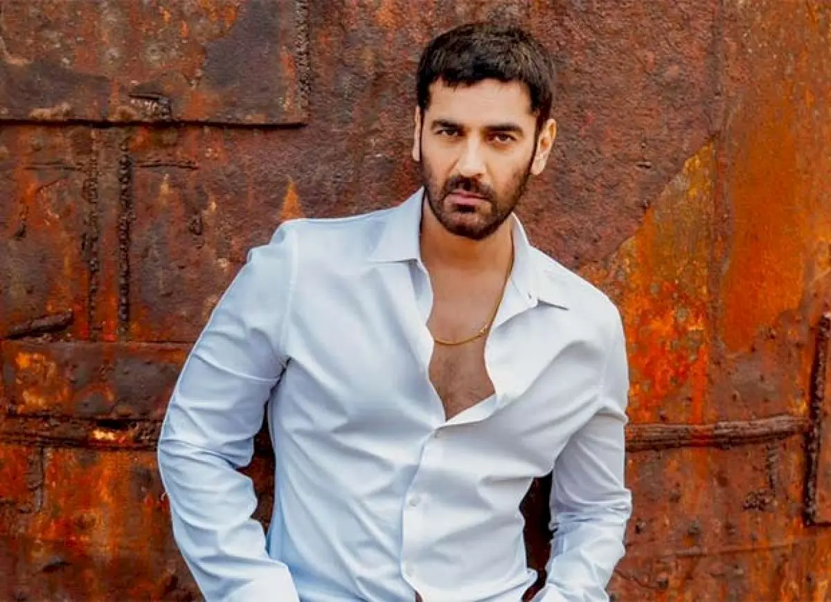 Arjan Bajwa links personal freedom with courage and choice