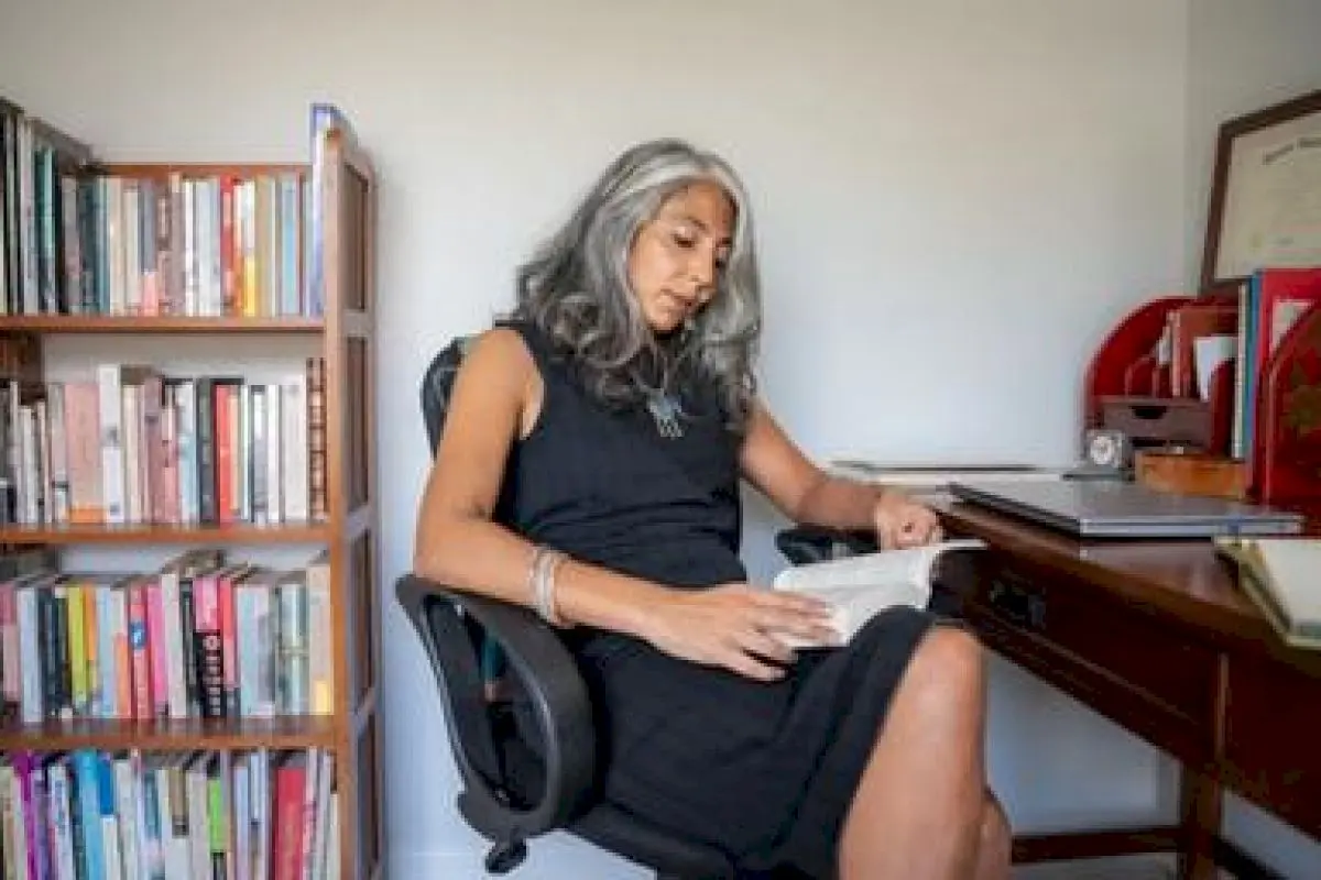 Indian-origin professor sues Florida college over dismissal